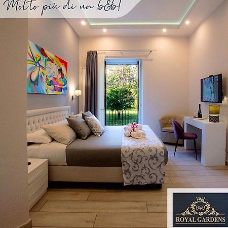 Bed and Breakfast Royal Gardens Казерта Экстерьер фото